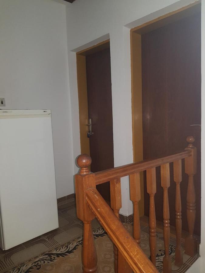 Sobe I Apartmani Marovic Petrovac Exterior foto